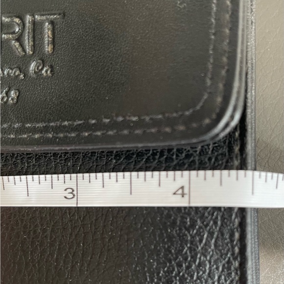 Esprit Wallet - Picture 6 of 8